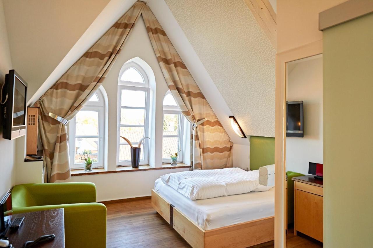 Hotel Zur Wartburg Rheda-Wiedenbrück Buitenkant foto