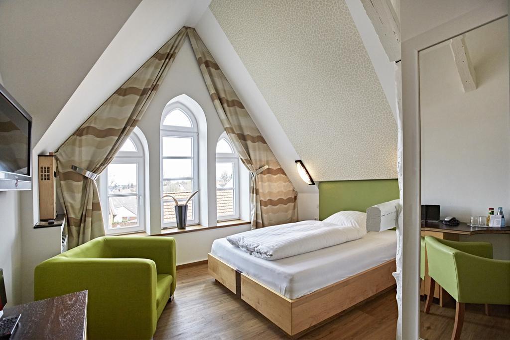 Hotel Zur Wartburg Rheda-Wiedenbrück Buitenkant foto