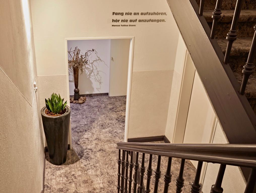 Hotel Zur Wartburg Rheda-Wiedenbrück Buitenkant foto